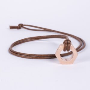 Collana con ciondolo bullone