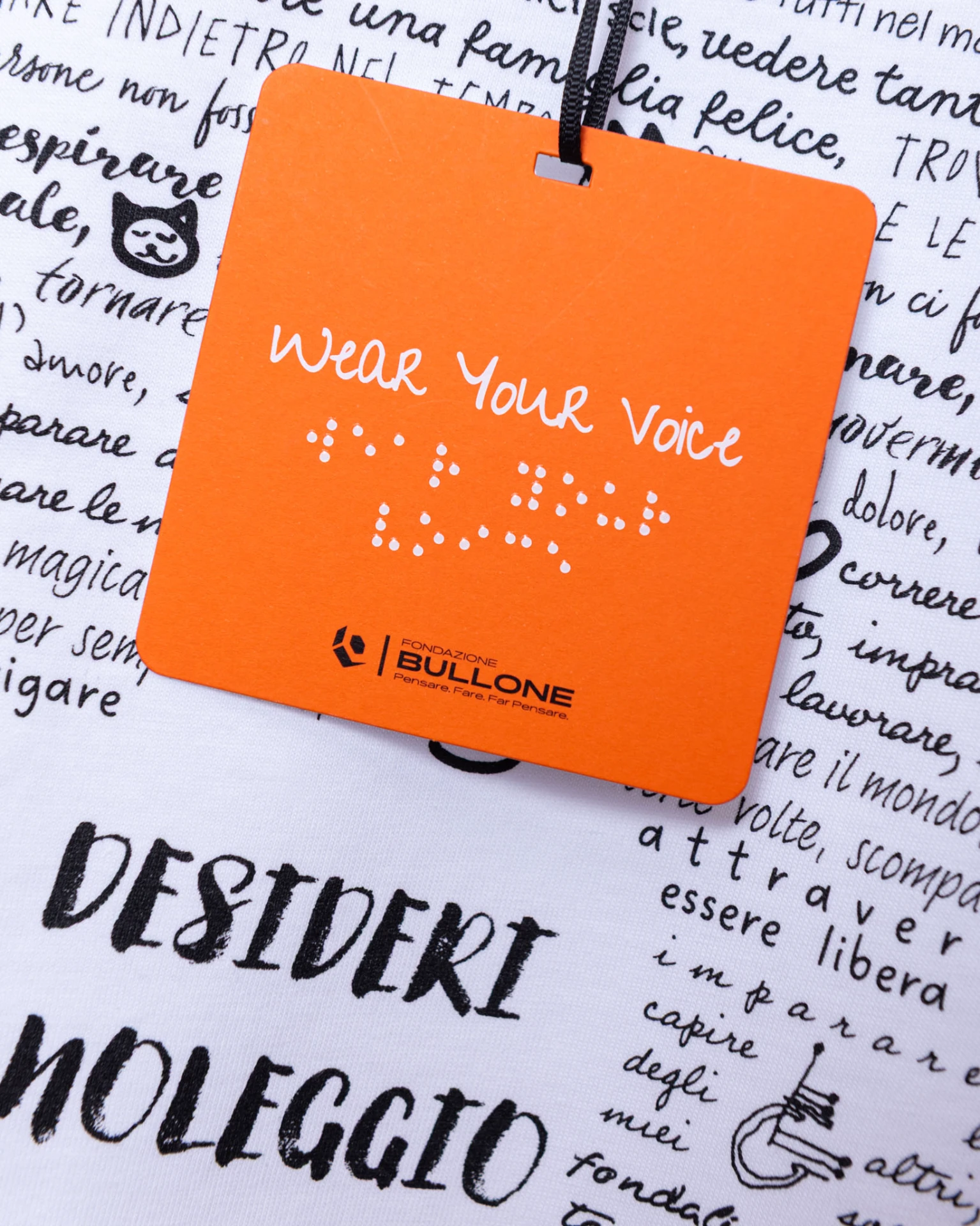 T-shirt Wear Your Voice - Desideri a noleggio - immagine 23