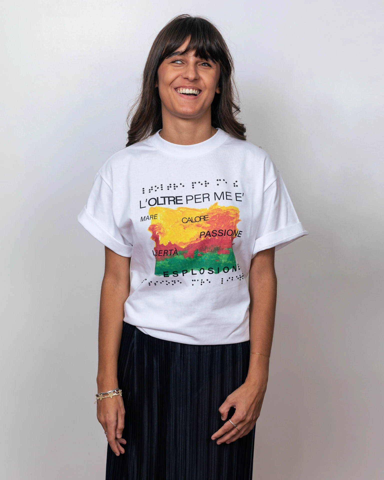 T-shirt Wear Your Voice - L'oltre - immagine 2