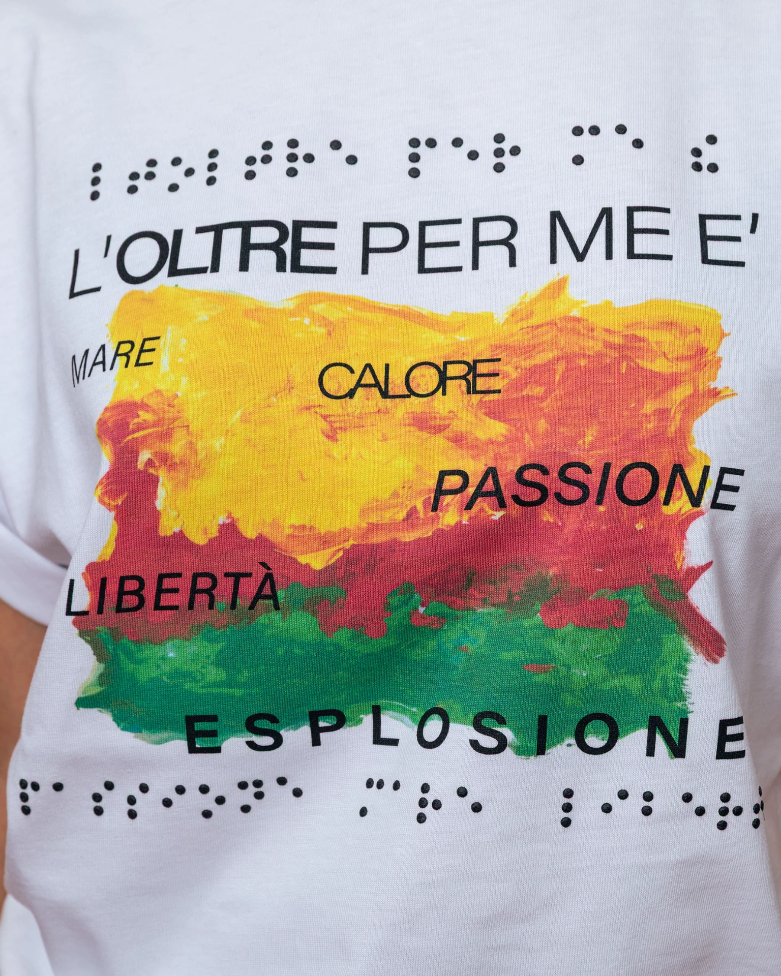 T-shirt Wear Your Voice - L'oltre - immagine 5