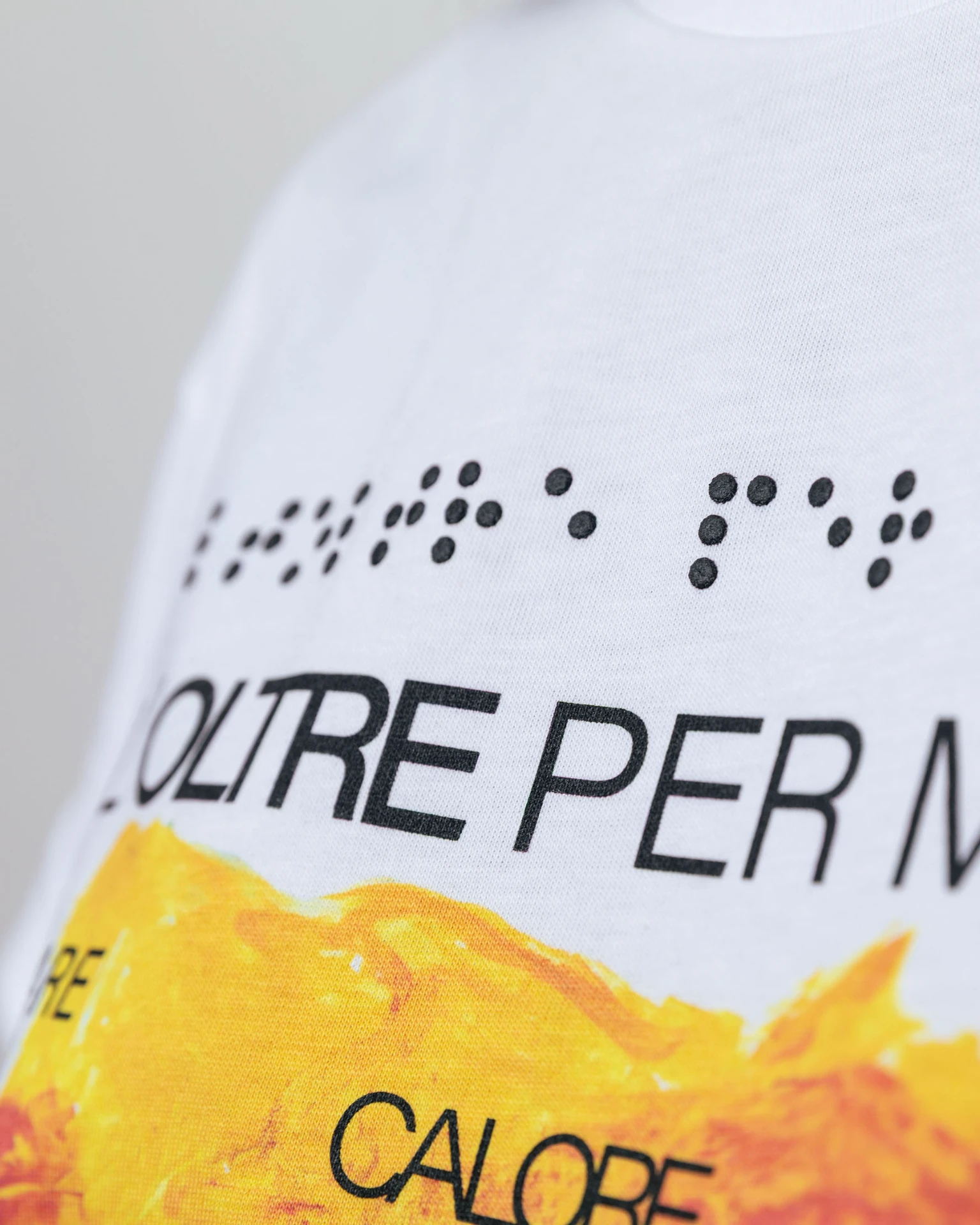 T-shirt Wear Your Voice - L'oltre - immagine 6