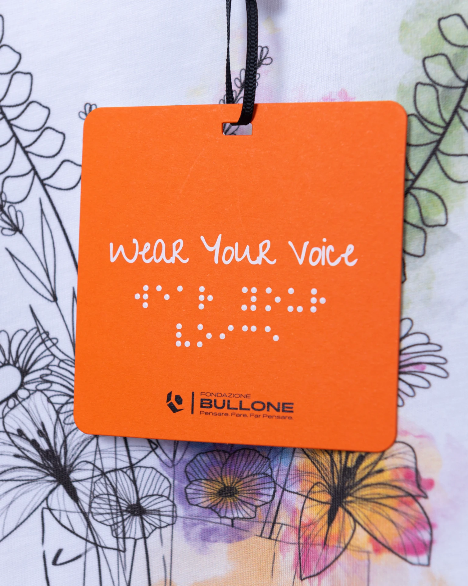T-shirt Wear Your Voice - Unique - immagine 15